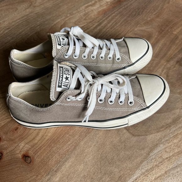 Converse Chuck Taylor All Star Low – Gray – Unisex (Size 9M) - Picture 3 of 6